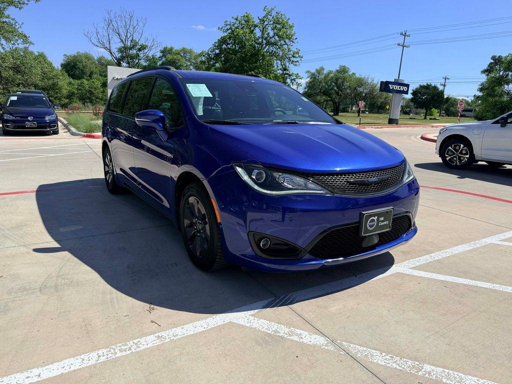 used 2020 Chrysler Pacifica Hybrid car, priced at $20,900