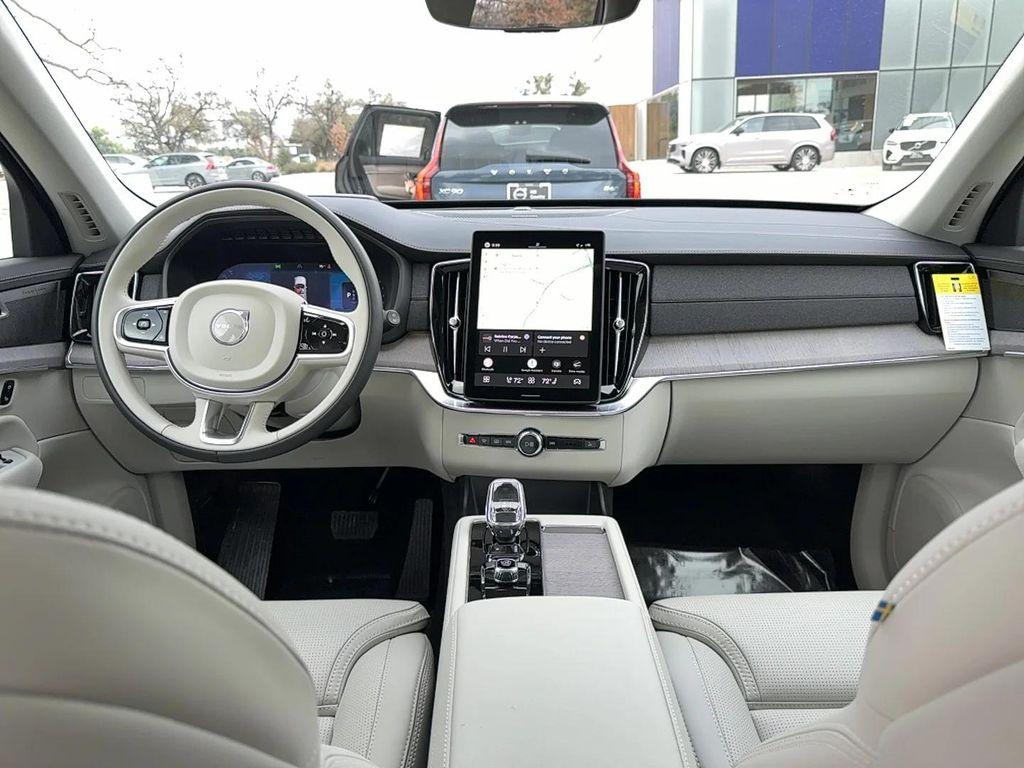 new 2026 Volvo XC90 car, priced at $75,270