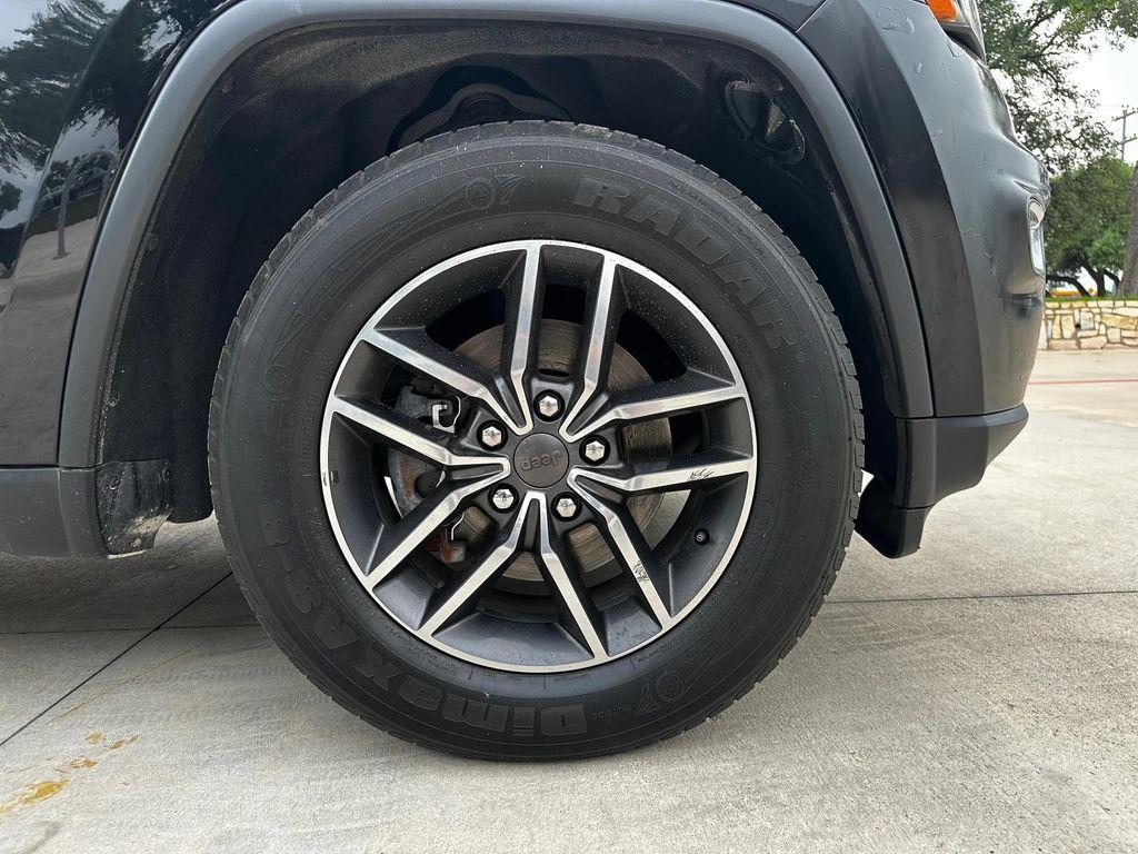 used 2019 Jeep Grand Cherokee car, priced at $16,777