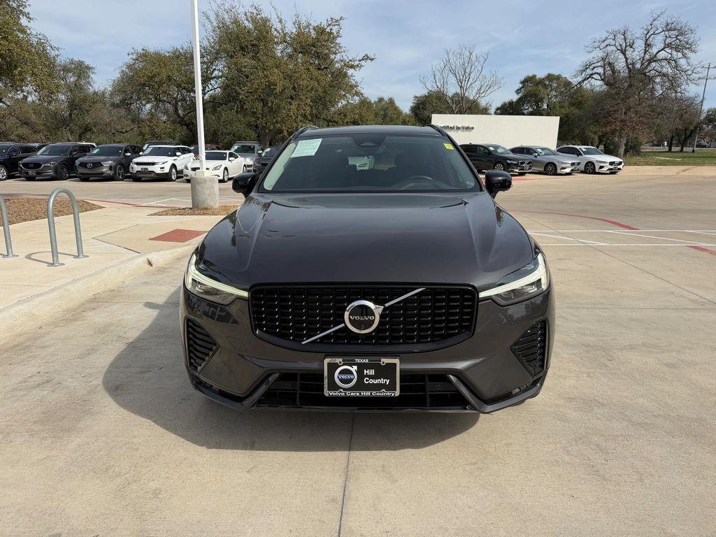 used 2023 Volvo XC60 car, priced at $35,700