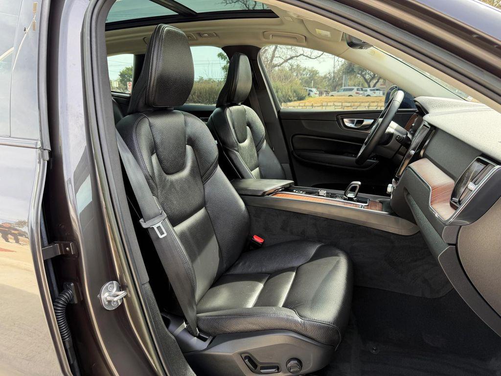 used 2023 Volvo XC60 car, priced at $35,700