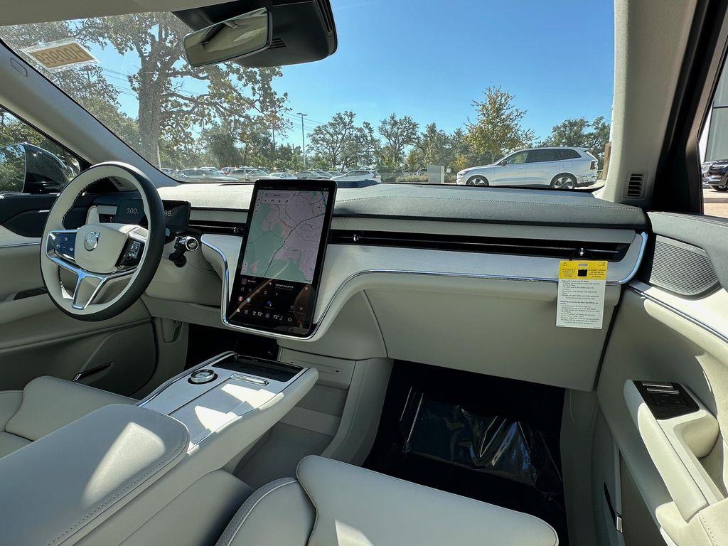 new 2025 Volvo EX90 car, priced at $82,965