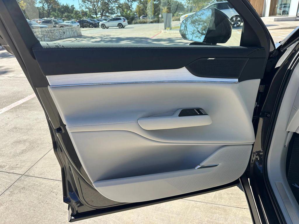 new 2025 Volvo EX90 car, priced at $82,965