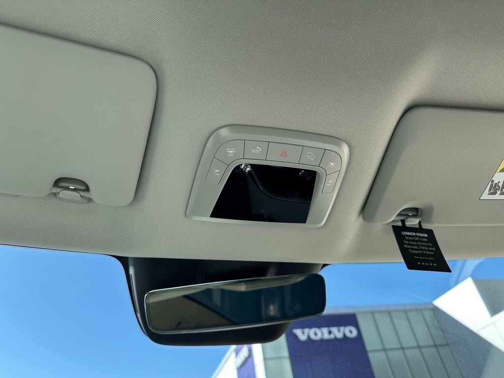new 2025 Volvo EX90 car, priced at $82,965