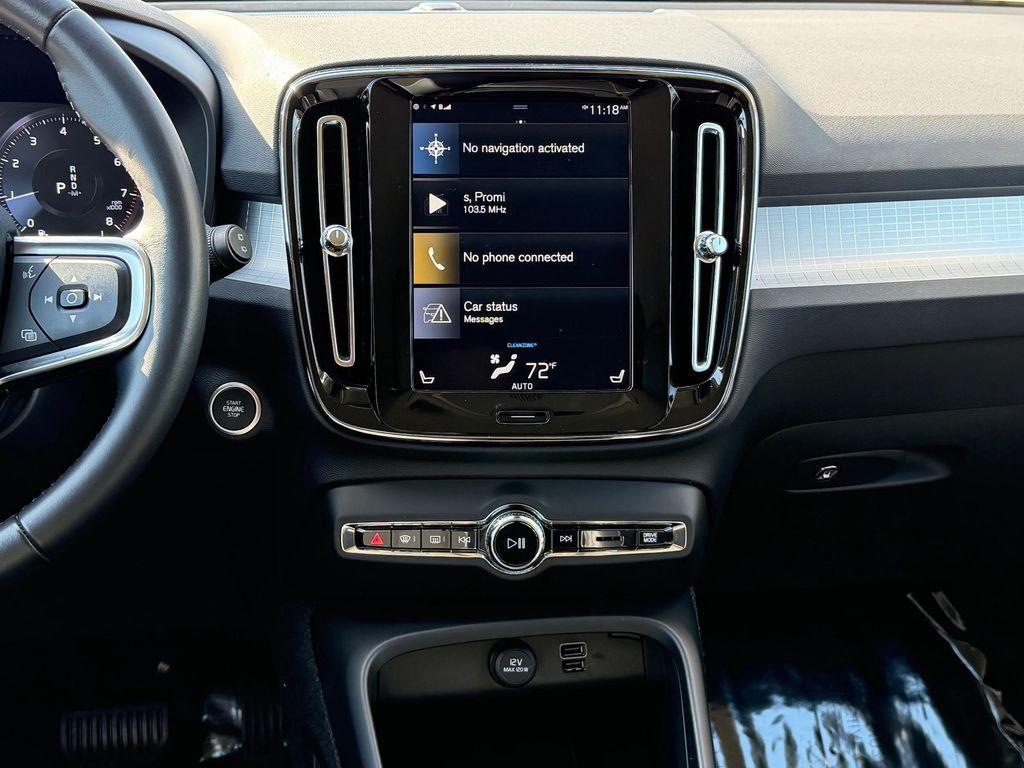 used 2020 Volvo XC40 car, priced at $20,700
