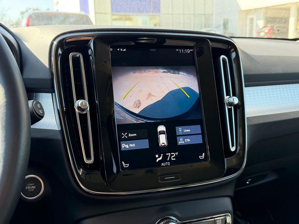 used 2020 Volvo XC40 car, priced at $20,700