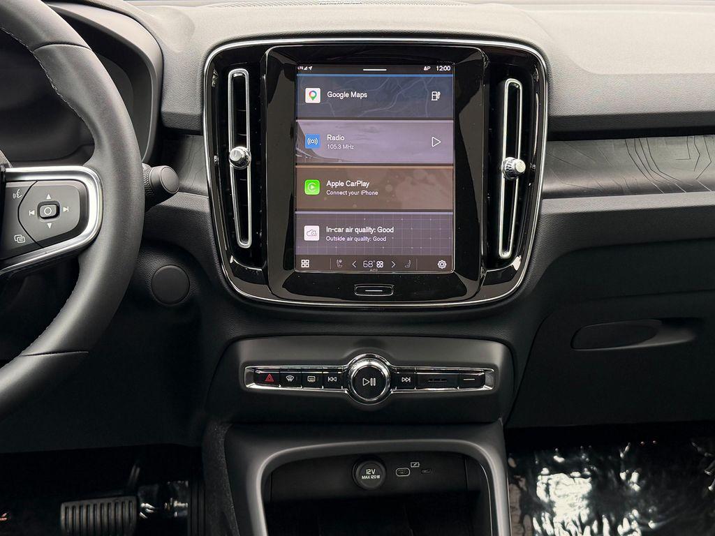 used 2023 Volvo C40 Recharge Pure Electric car, priced at $31,925