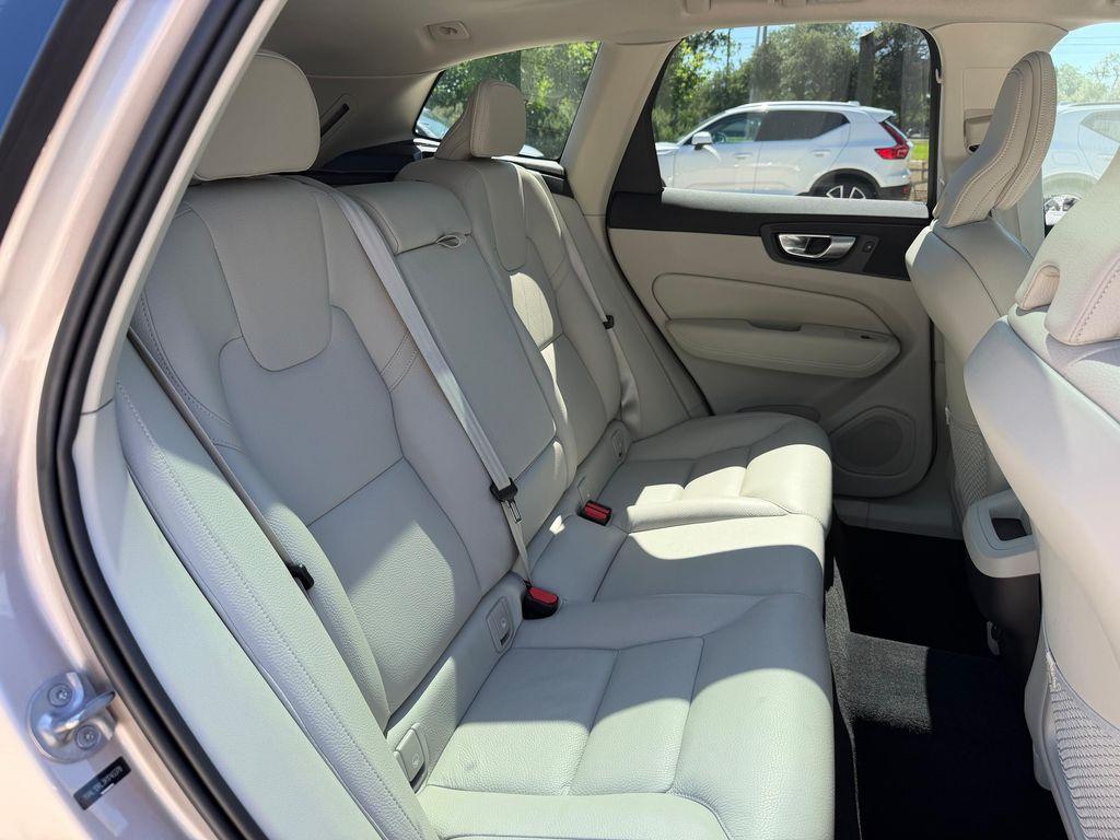 used 2024 Volvo XC60 car, priced at $41,925
