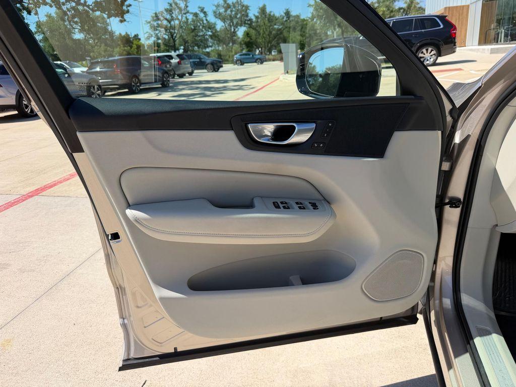 used 2024 Volvo XC60 car, priced at $41,925