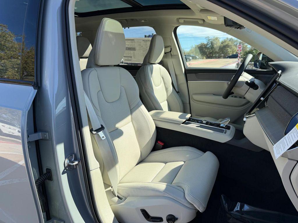 new 2026 Volvo XC90 car, priced at $77,320