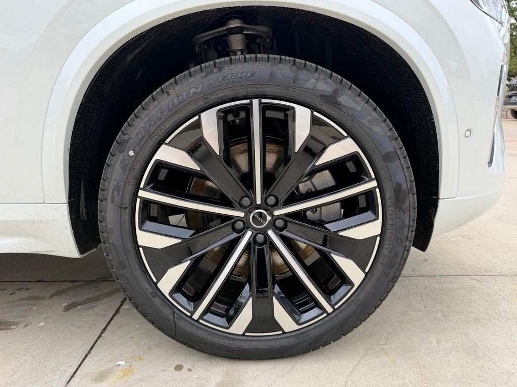 new 2026 Volvo XC90 Plug-In Hybrid car, priced at $85,970