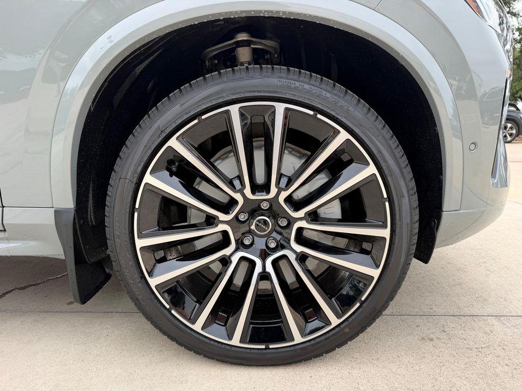 new 2026 Volvo XC90 car, priced at $77,895