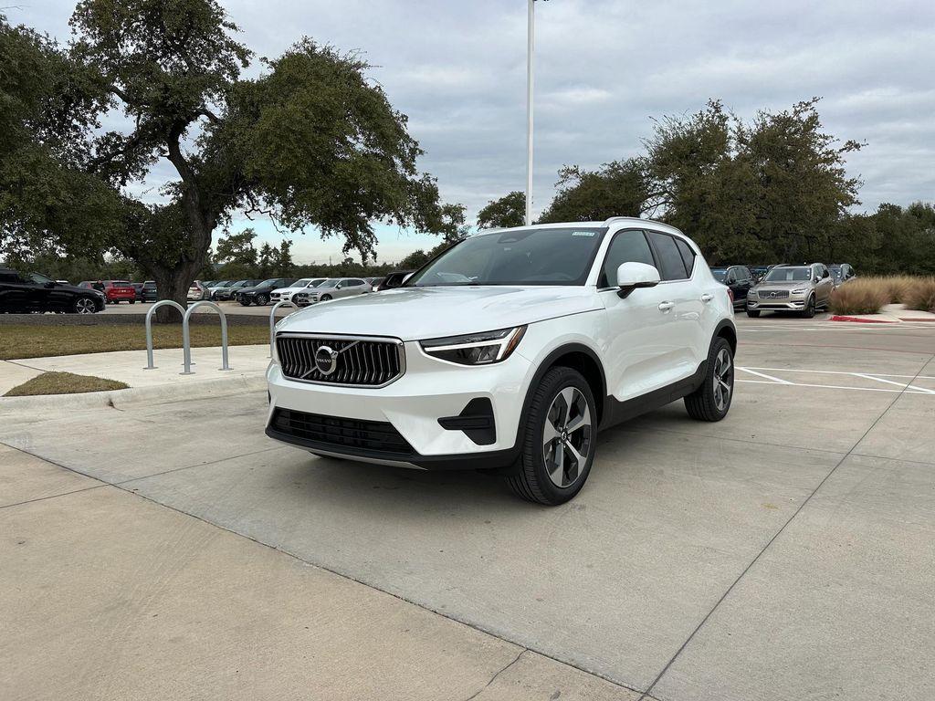 used 2025 Volvo XC40 car, priced at $40,485