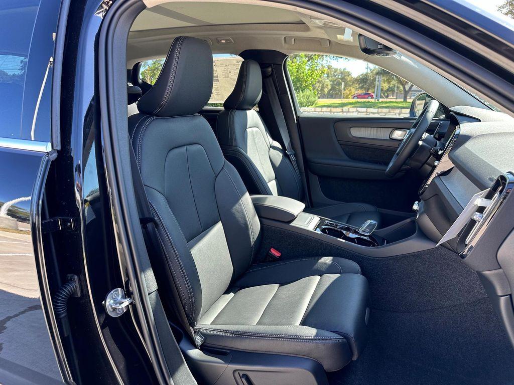 used 2025 Volvo XC40 car, priced at $40,815