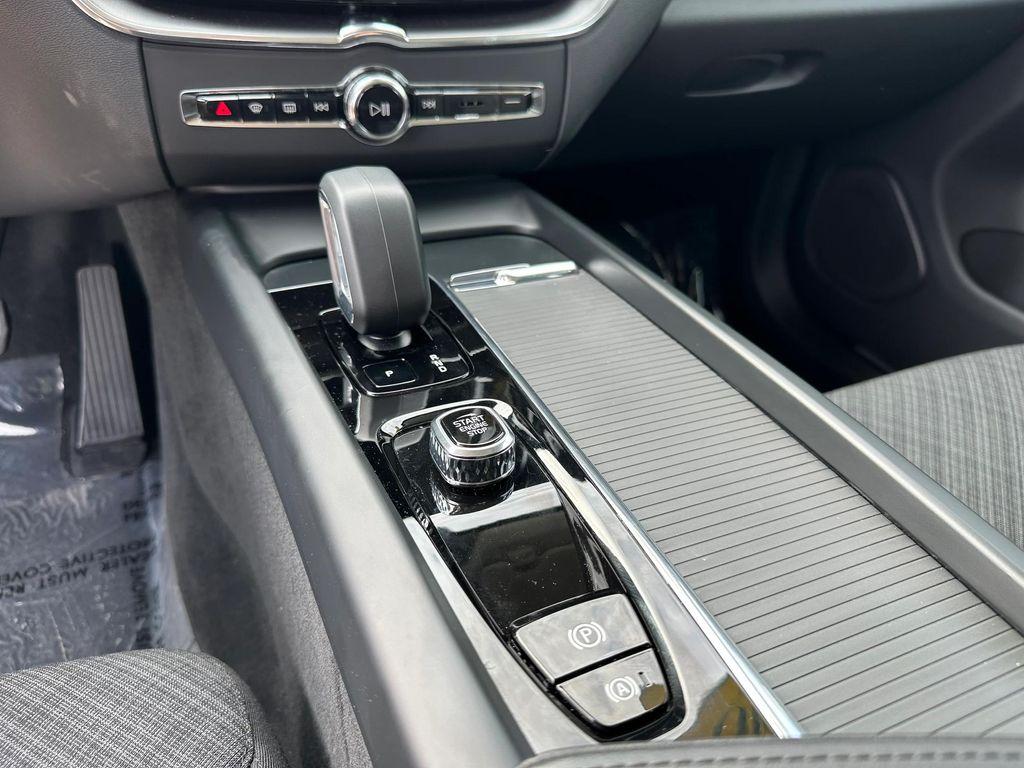 used 2024 Volvo XC60 car, priced at $34,250