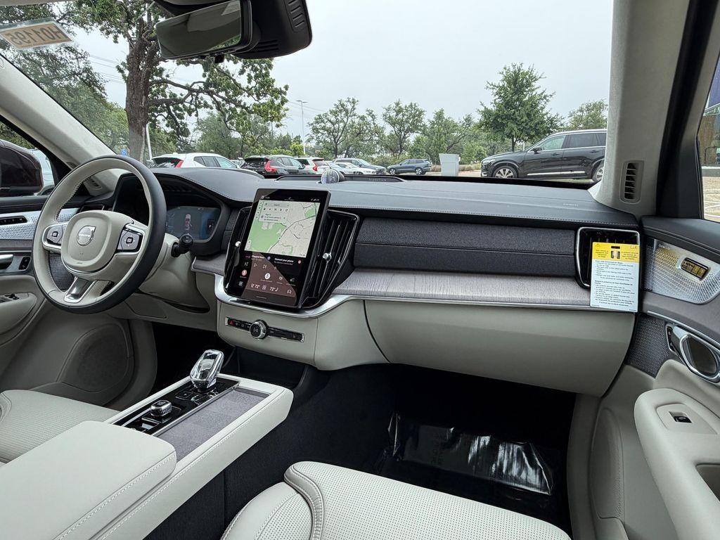new 2026 Volvo XC90 Plug-In Hybrid car, priced at $96,205