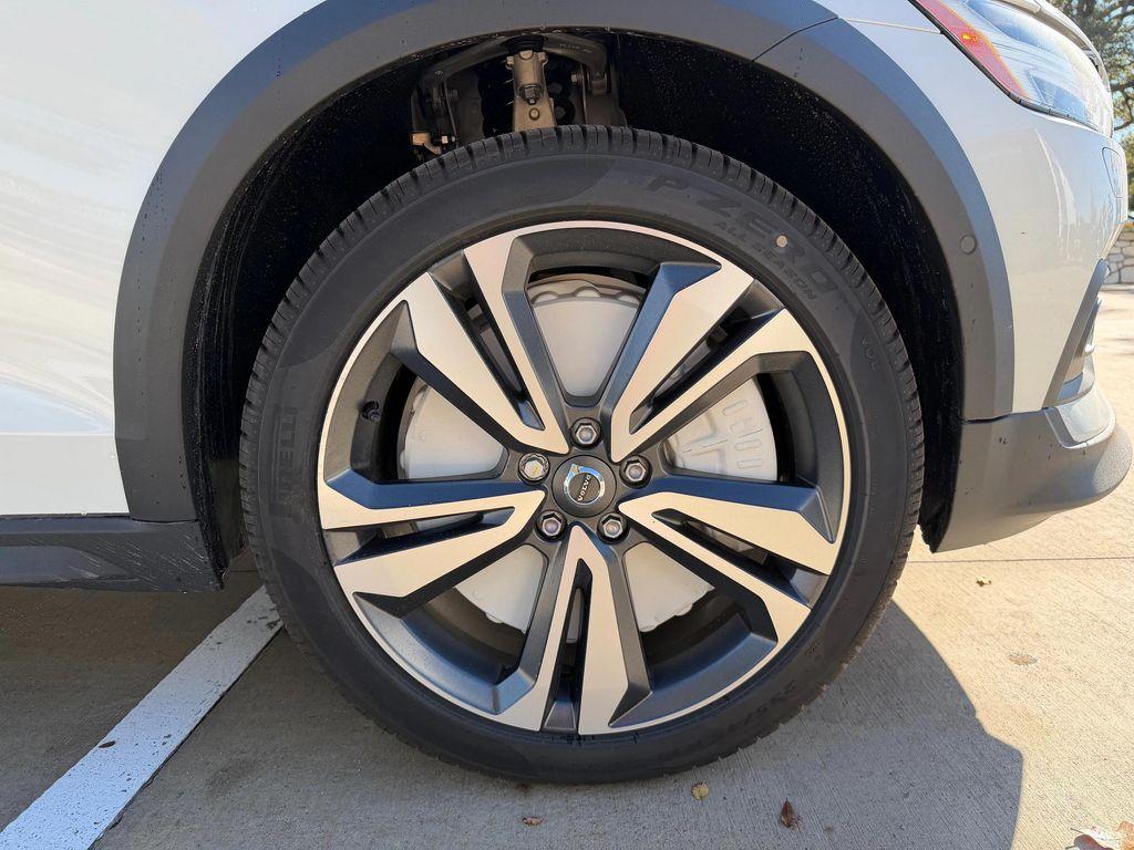 new 2026 Volvo V60 Cross Country car, priced at $60,220