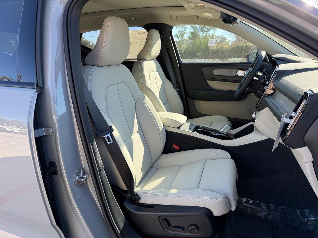 new 2026 Volvo XC40 car, priced at $50,260