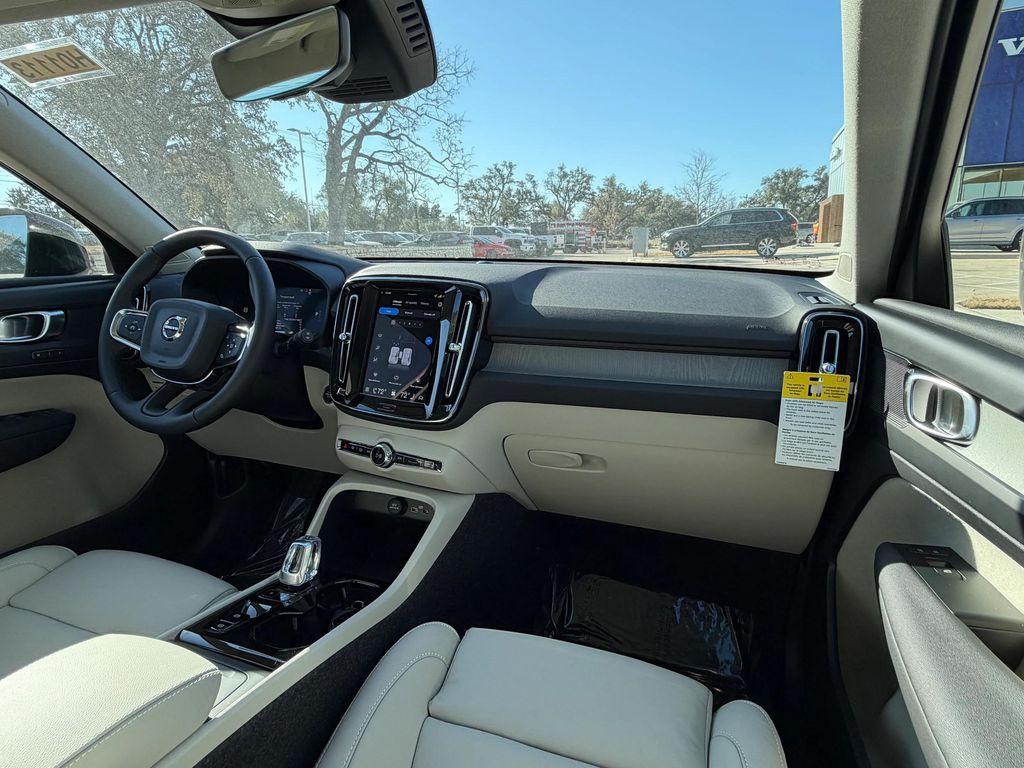 new 2026 Volvo XC40 car, priced at $50,260