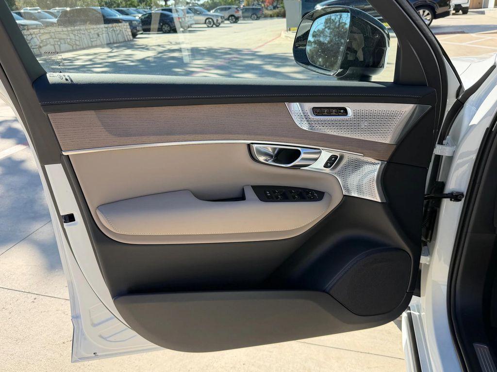 new 2026 Volvo XC90 car, priced at $86,480