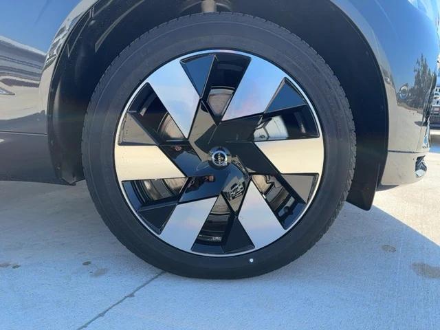 used 2024 Volvo XC60 Recharge Plug-In Hybrid car, priced at $53,240