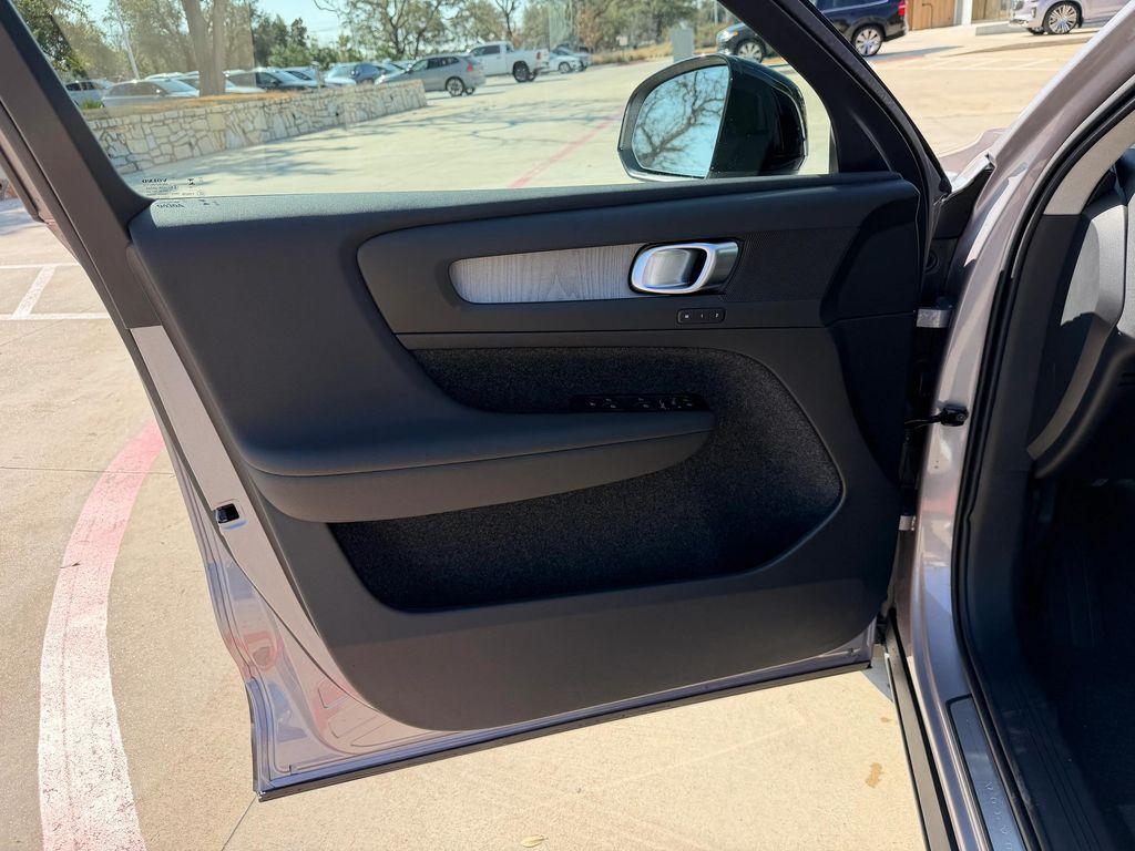 new 2026 Volvo XC40 car, priced at $49,800