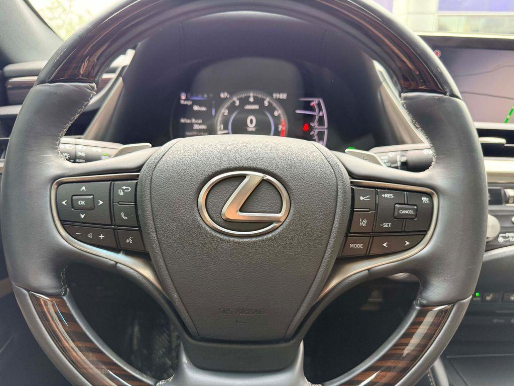 used 2021 Lexus ES 350 car, priced at $32,925