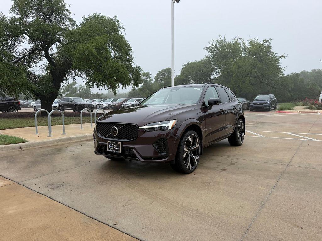 new 2026 Volvo XC60 Plug-In Hybrid car, priced at $85,625