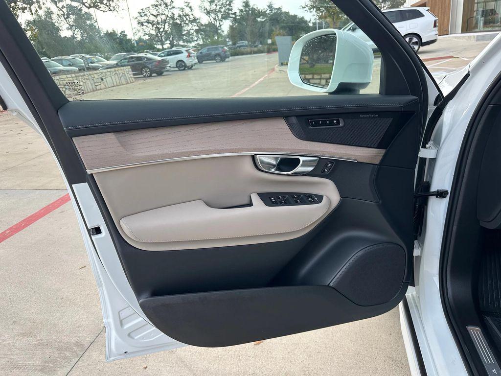 used 2026 Volvo XC90 car, priced at $71,825