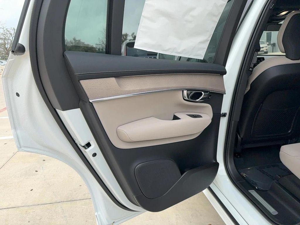 new 2026 Volvo XC90 Plug-In Hybrid car, priced at $82,220