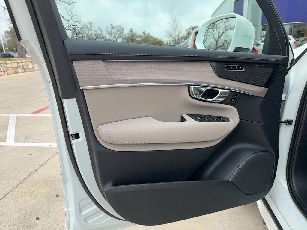 new 2026 Volvo XC90 Plug-In Hybrid car, priced at $82,220