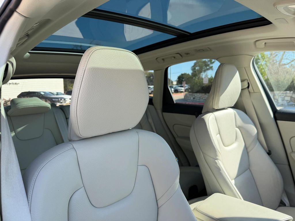 used 2023 Volvo XC60 car, priced at $34,900
