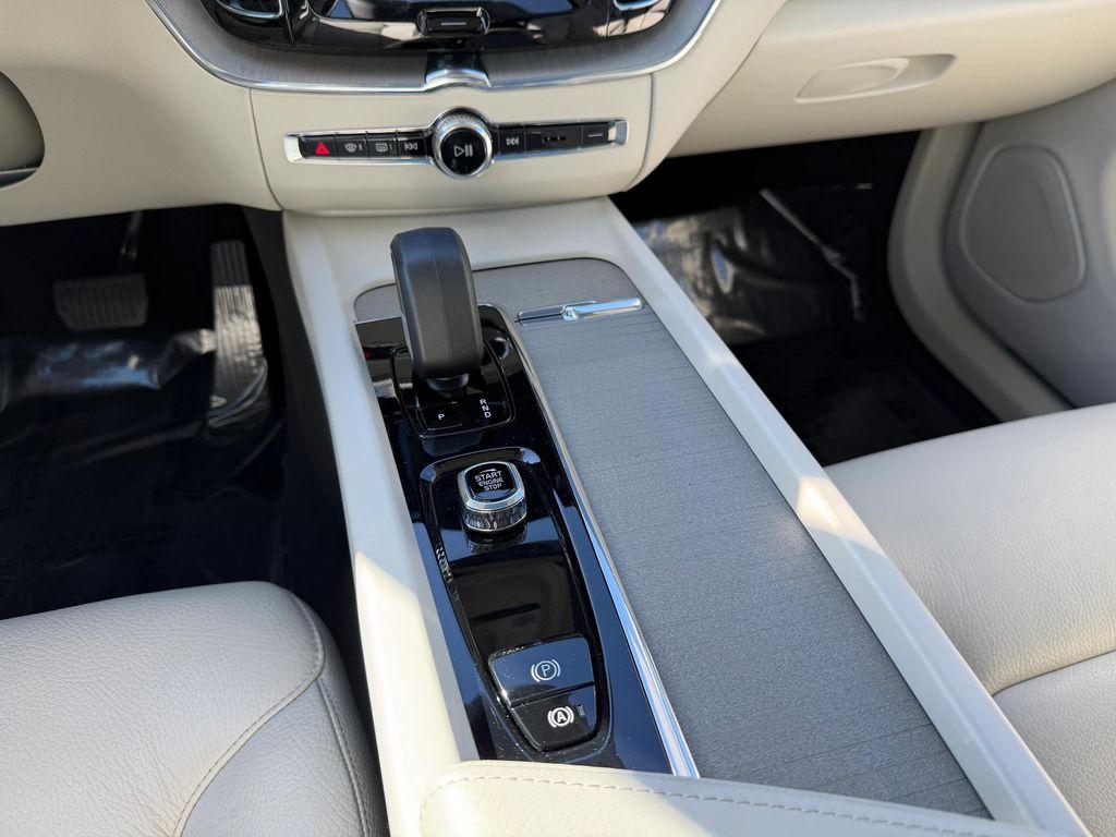used 2023 Volvo XC60 car, priced at $34,900