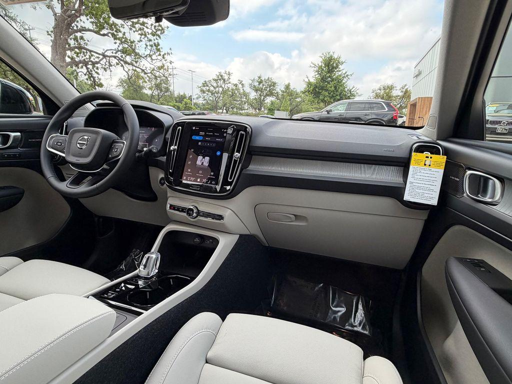 new 2026 Volvo XC40 car, priced at $55,225