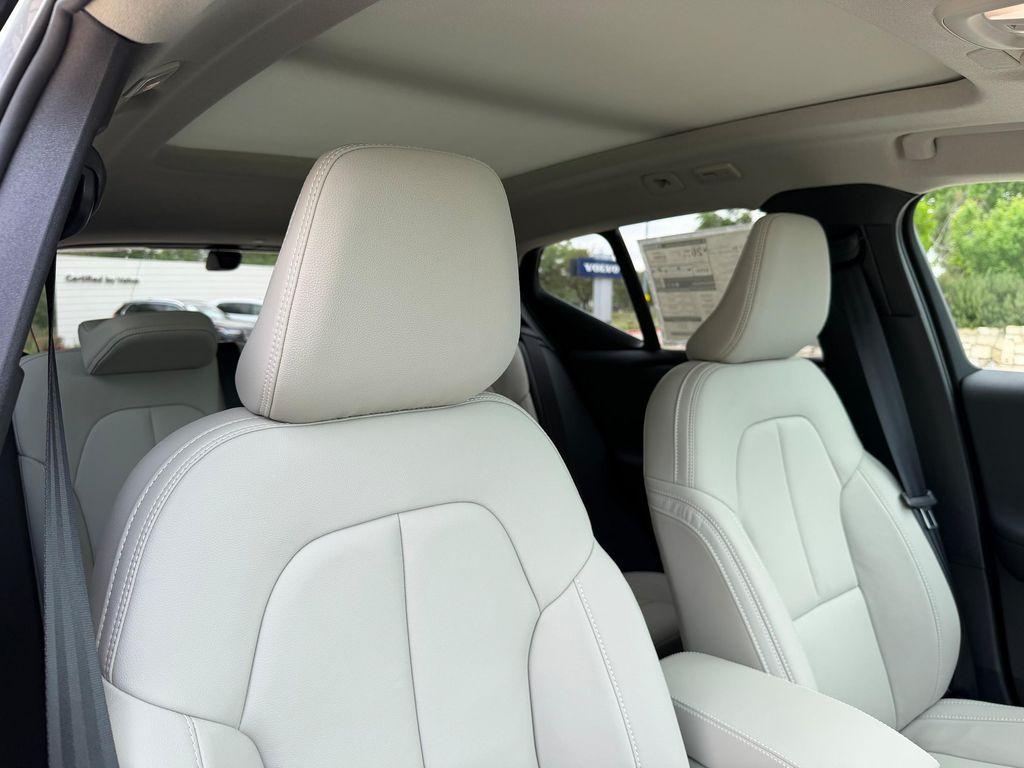 new 2026 Volvo XC40 car, priced at $55,225