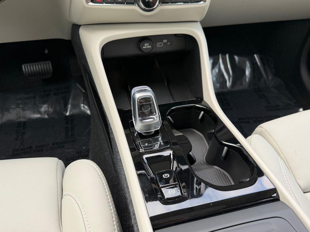 new 2026 Volvo XC40 car, priced at $55,225