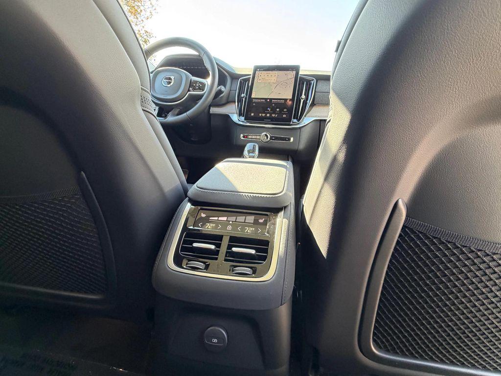 new 2026 Volvo XC90 Plug-In Hybrid car, priced at $81,875