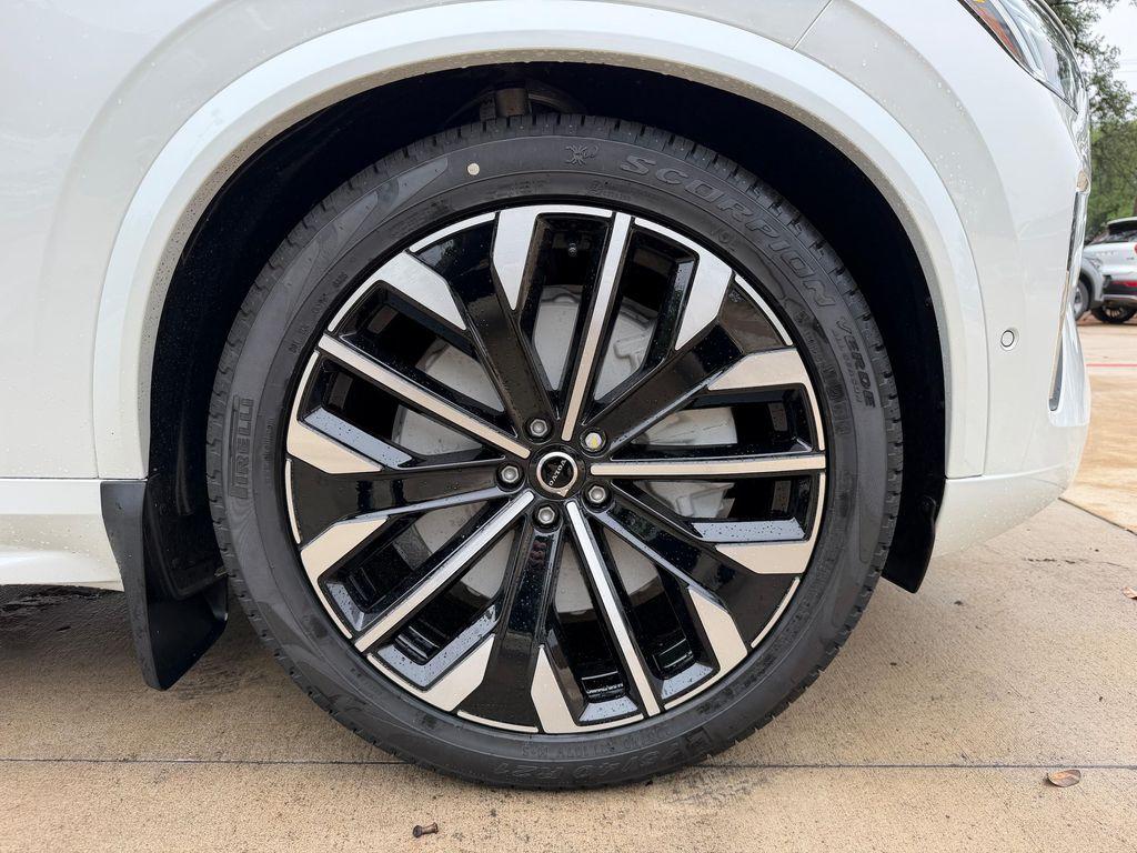 new 2026 Volvo XC90 Plug-In Hybrid car, priced at $94,295