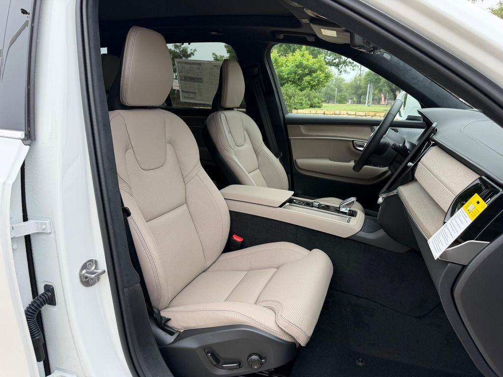 new 2026 Volvo XC90 Plug-In Hybrid car, priced at $94,295