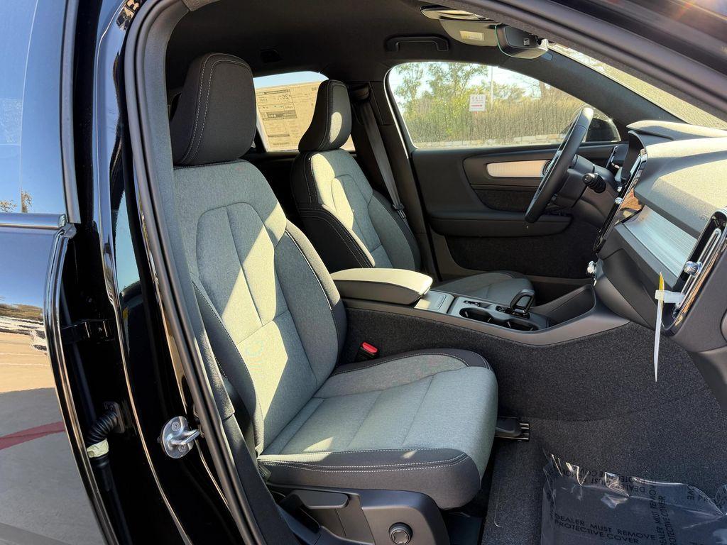 new 2026 Volvo XC40 car, priced at $43,895
