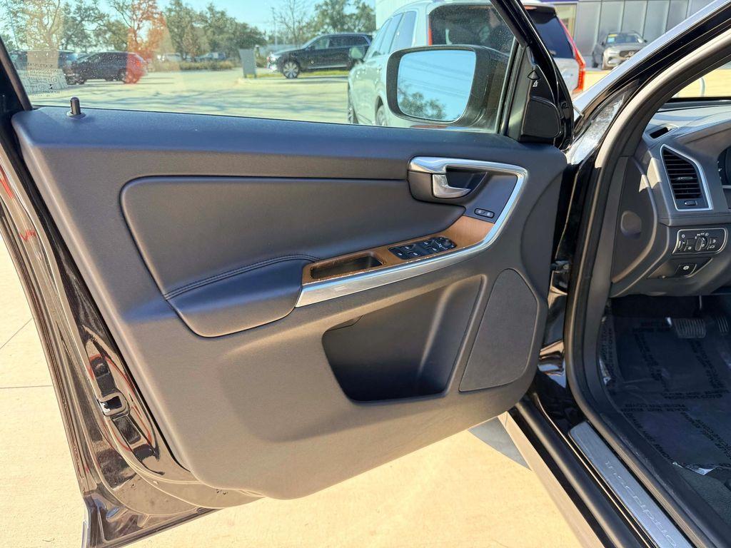 used 2016 Volvo XC60 car, priced at $14,700