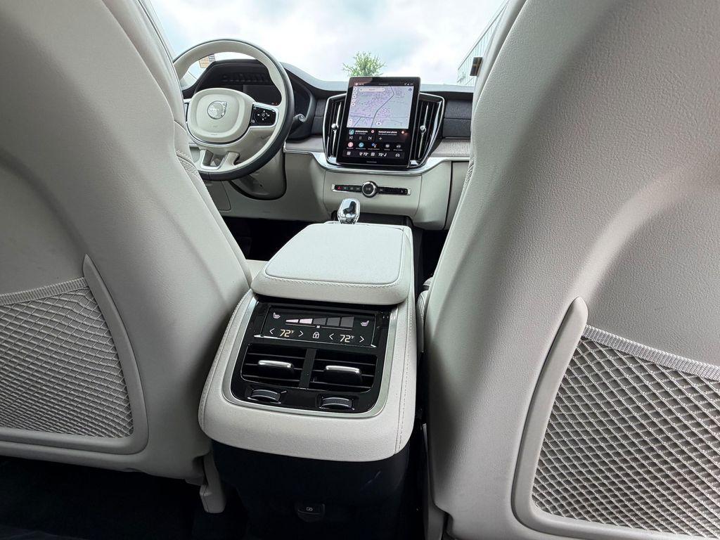 used 2026 Volvo XC90 car, priced at $70,699