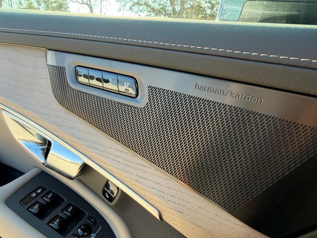 new 2026 Volvo XC90 Plug-In Hybrid car, priced at $84,695