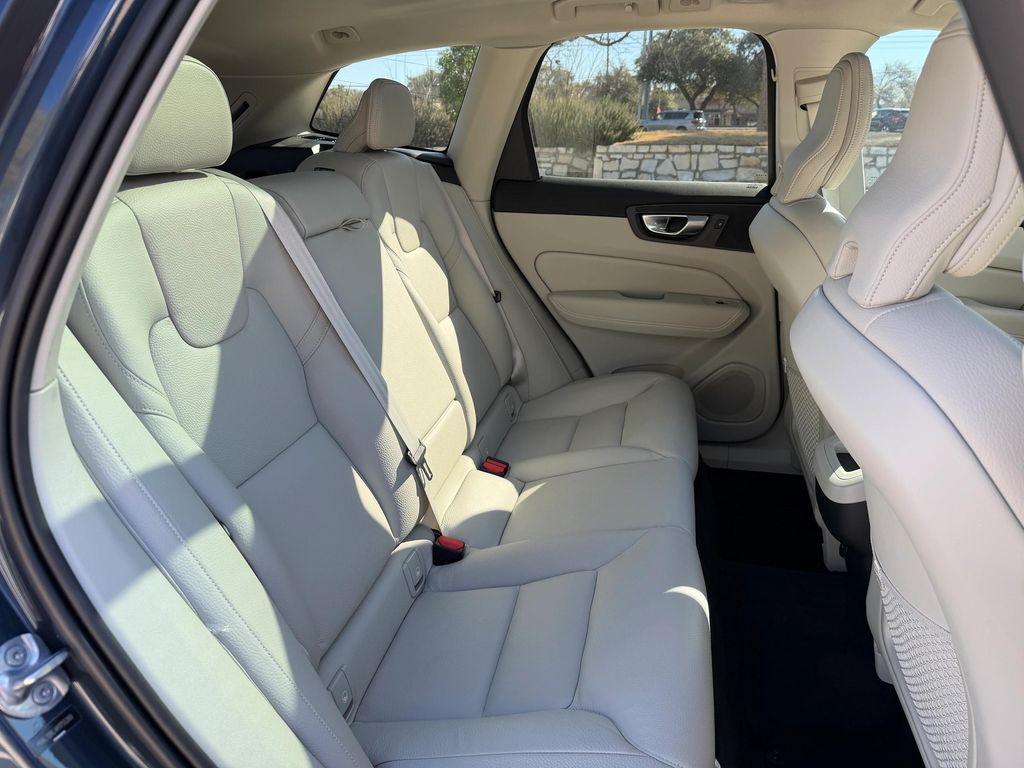 used 2024 Volvo XC60 car, priced at $38,700