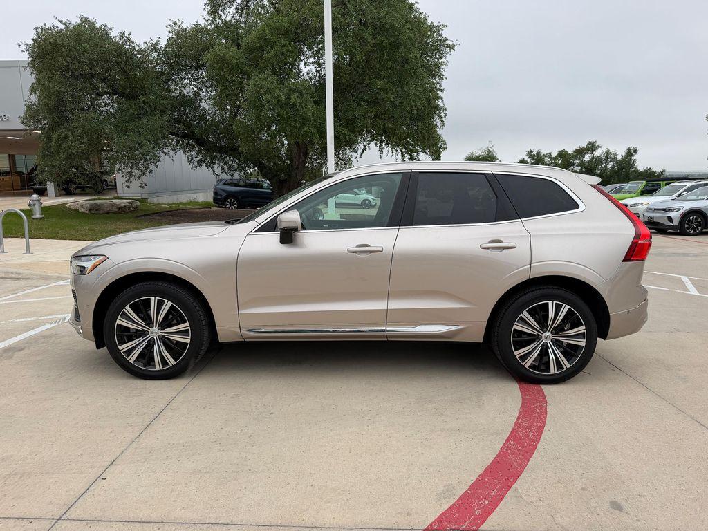 used 2023 Volvo XC60 car, priced at $38,224