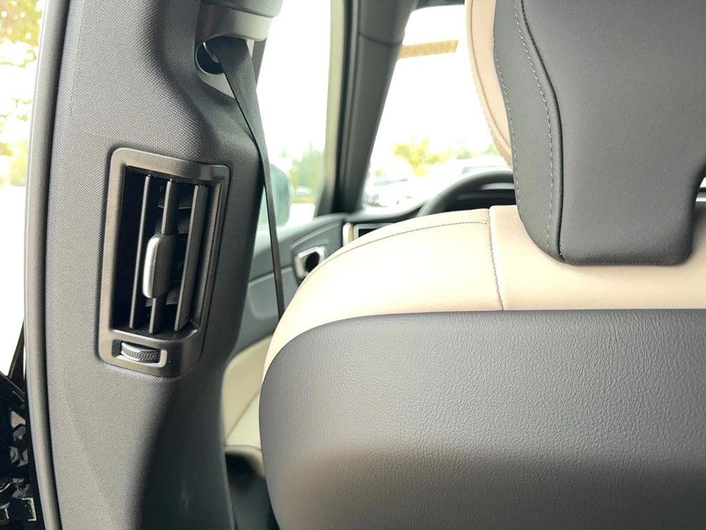 new 2026 Volvo XC60 Plug-In Hybrid car, priced at $70,580