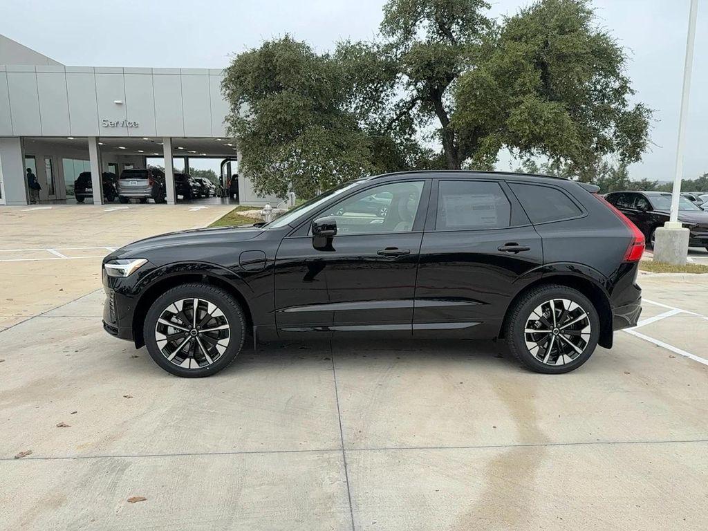 new 2026 Volvo XC60 Plug-In Hybrid car, priced at $70,580