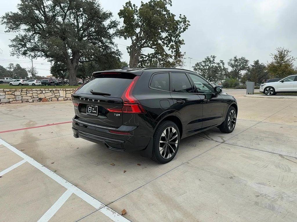new 2026 Volvo XC60 Plug-In Hybrid car, priced at $70,580