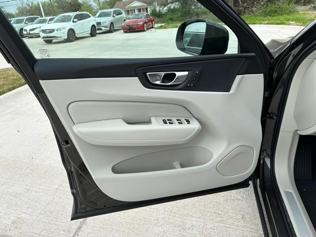 used 2024 Volvo XC60 Recharge Plug-In Hybrid car, priced at $53,240