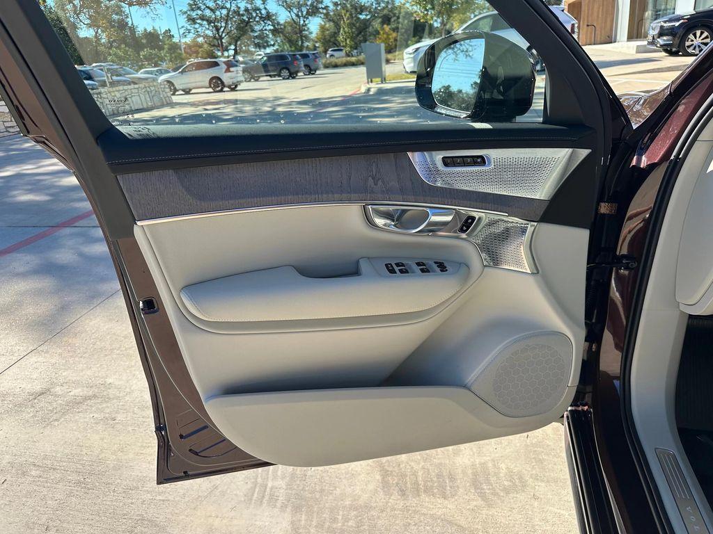 new 2026 Volvo XC90 car, priced at $84,905